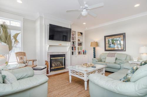 Sandcastle Lower by Bryant Real Estate in Wrightsville Beach, United States