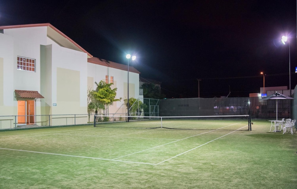 Sport court