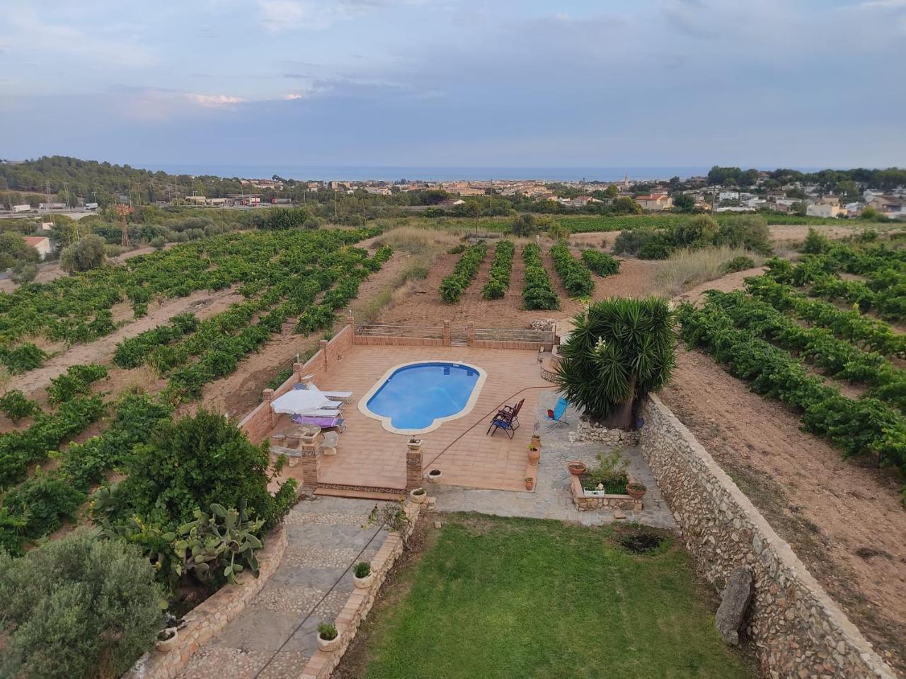 El Paller 2 Bedroom House with Sea Views and Swimming Pool — 4-Star Luxury Hotel in Barcelona, Spain