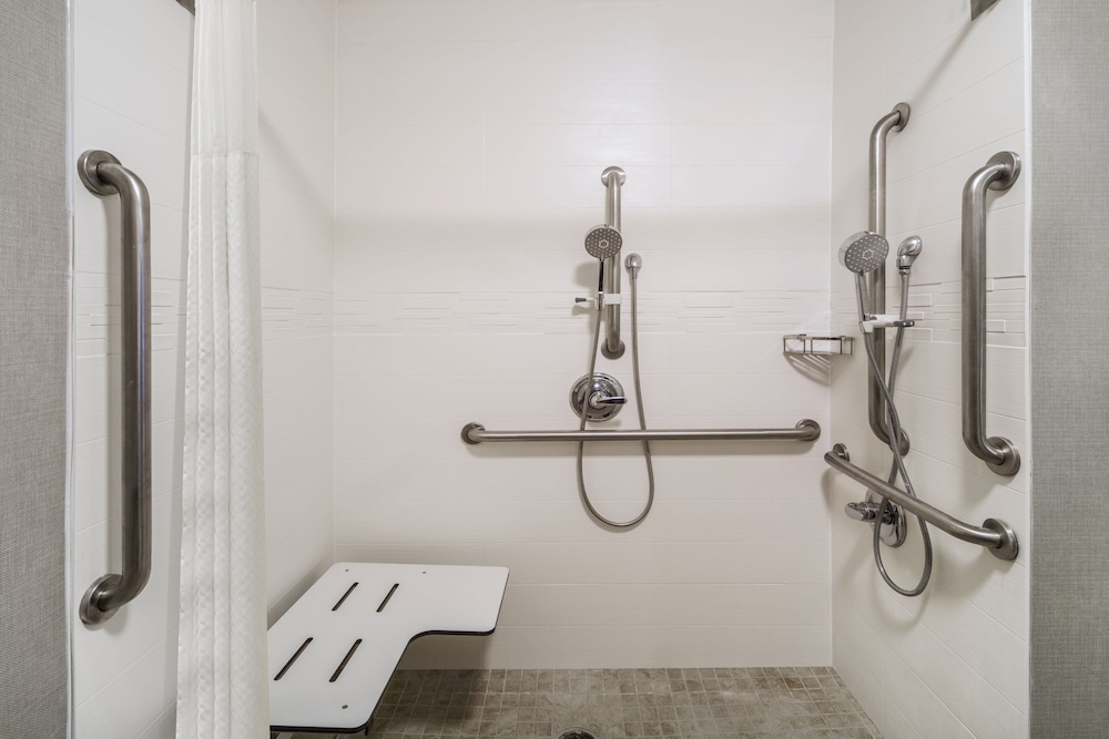Residence Inn by Marriott Chicago Oak Brook - photo 16