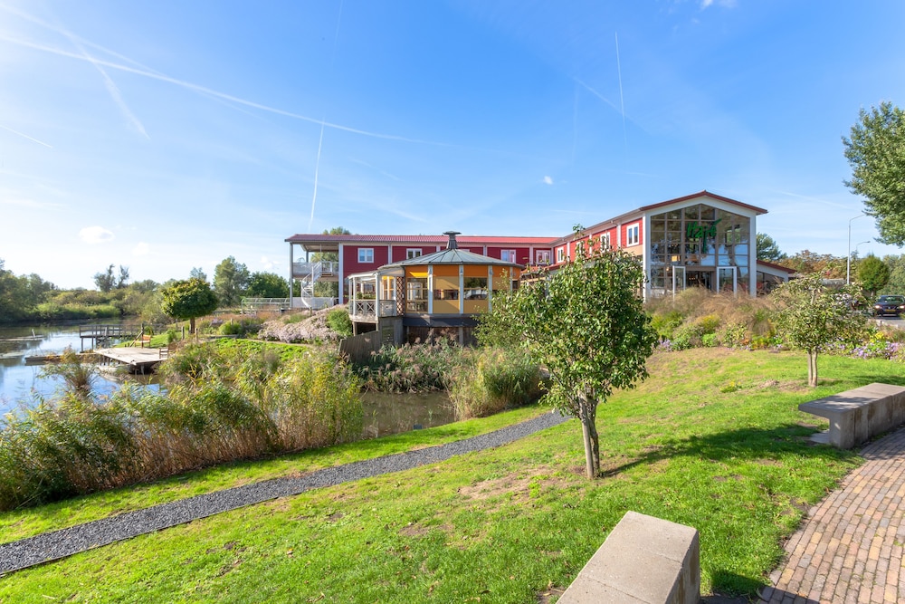 Hajé Waterlodge de Lepelaar in Lelystad, Netherlands