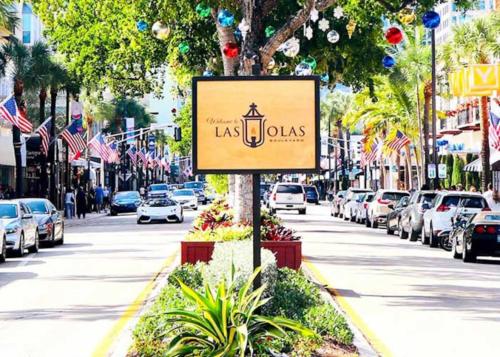 Comfy Condos at Middle River Apt 1 — 4-Star Luxury Hotel in Fort Lauderdale, United States