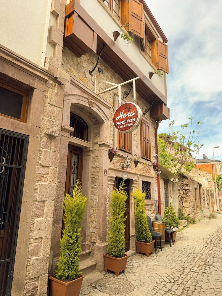 Hera Pansiyon in Ayvalik, Turkey