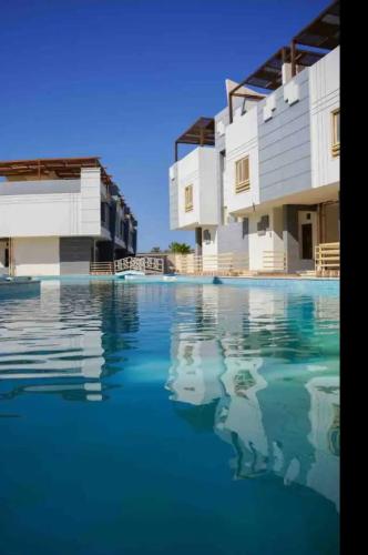 Noura Luxury Hotel Villa with free Pool and Beach access in Hurghada - carbon neutral hotel in Hurghada