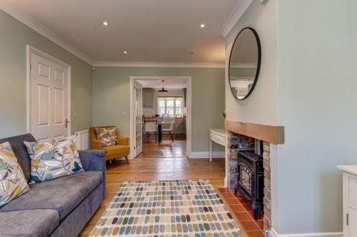 Walnut Cottage — Brackley — photo 3