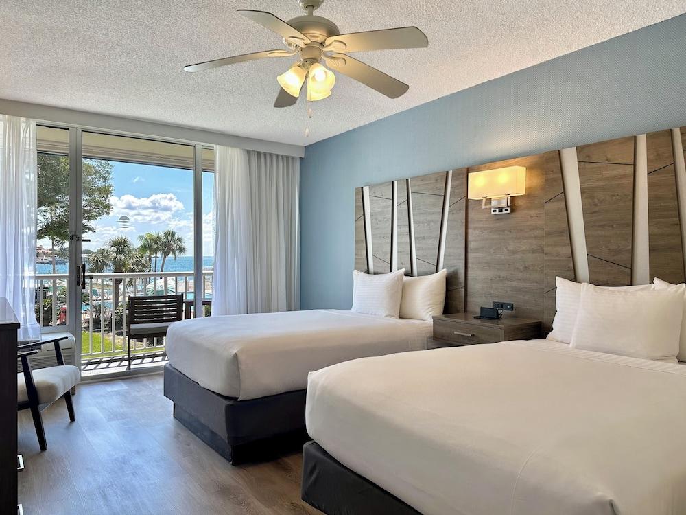 SkyBeach Resort - photo 10