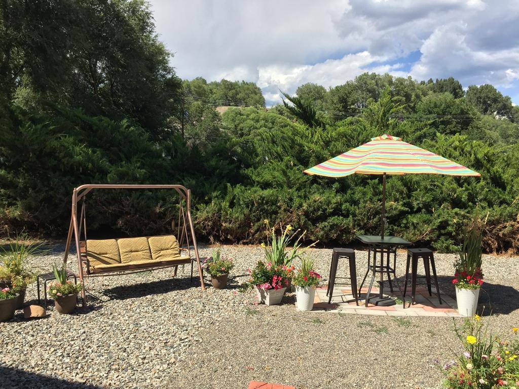 Hotchkiss Inn - photo 7