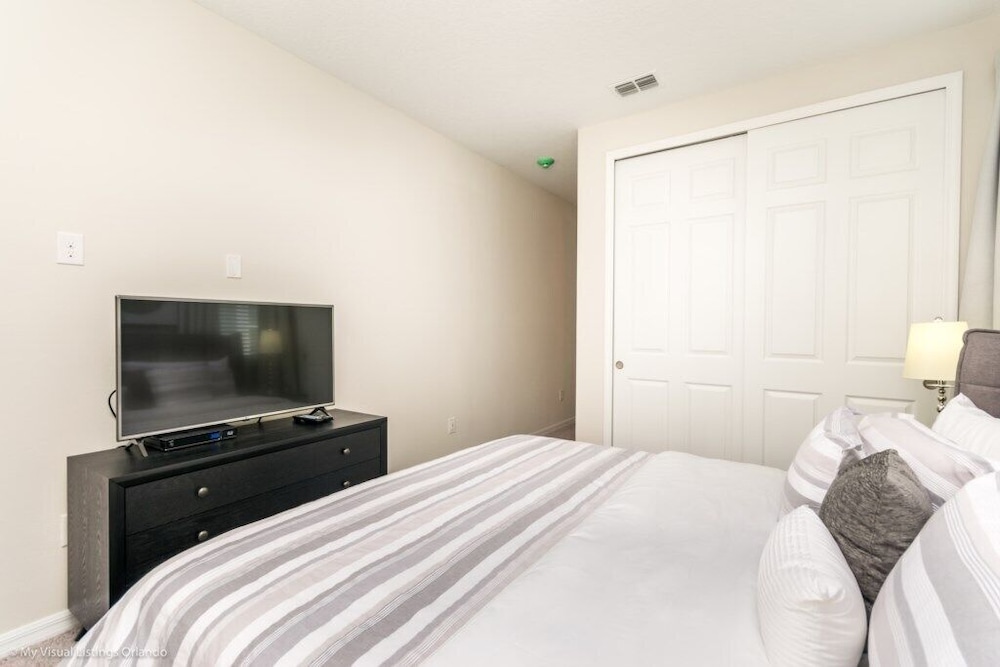 Solara Resort 9 Bedroom Villa by RedAwning - photo 14