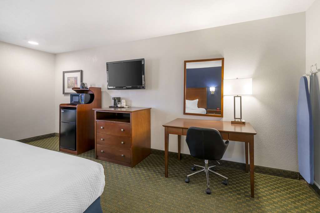 Best Western Parker Inn - photo 24