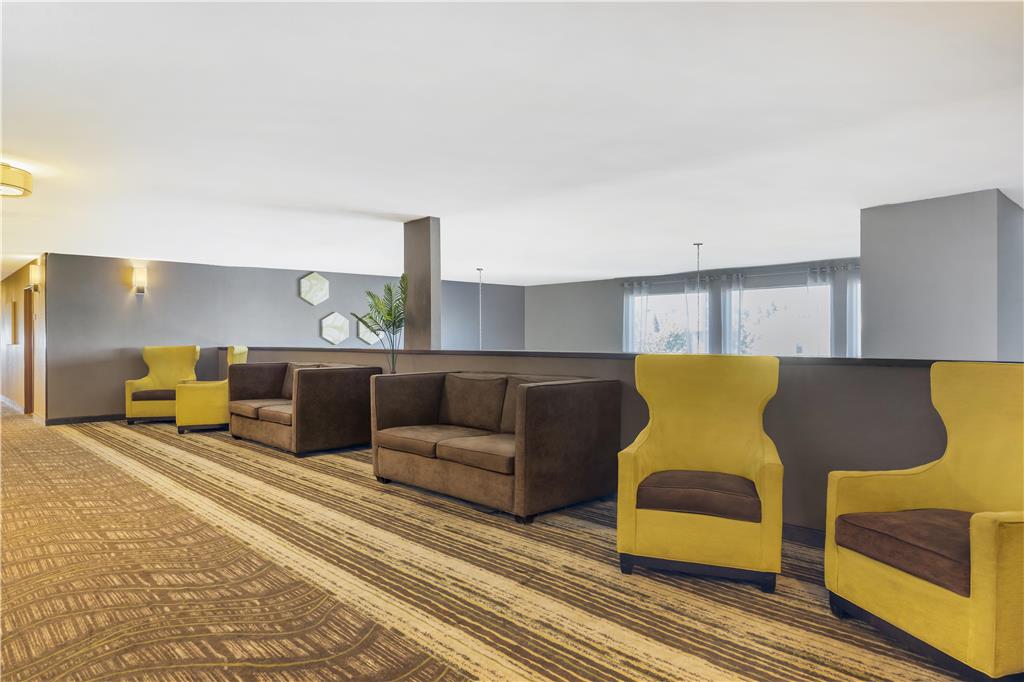 Best Western Plus Wenatchee Downtown Hotel - photo 40
