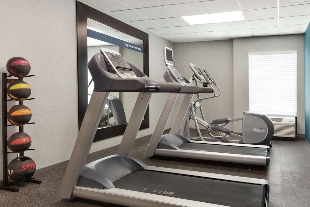 Hampton Inn Houston Hobby Airport - photo 30