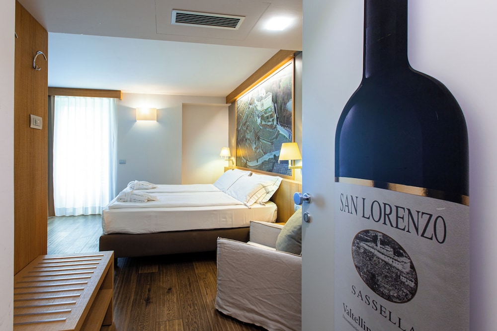 Wine Hotel Retici Balzi — 4-Star Luxury Hotel in Poggiridenti Alto, Italy