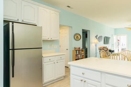 The Surf Shack by Oak Island Accommodations - photo 5