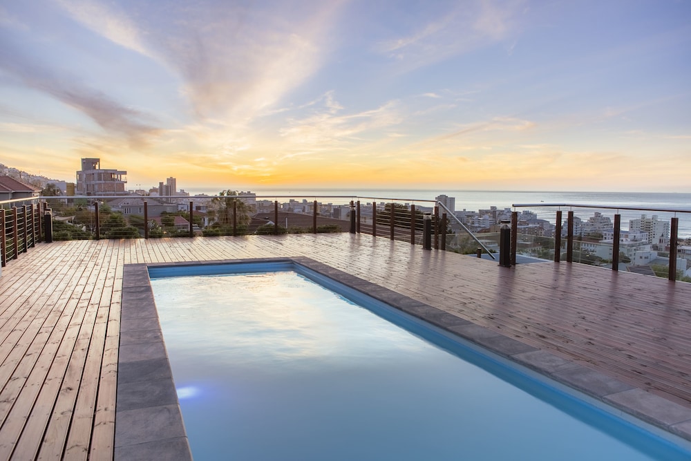 Elements Luxury Suites - last minute hotel in Cape Town