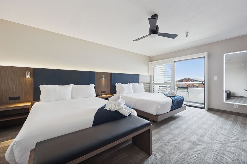 456 Embarcadero Inn & Suites - photo 28