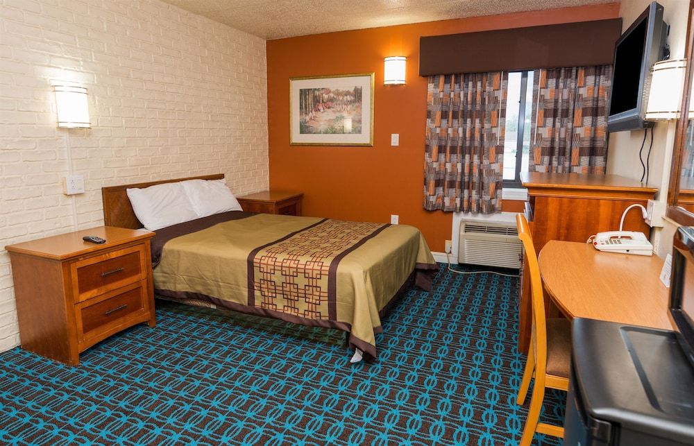 Cambridge Inn - photo 4