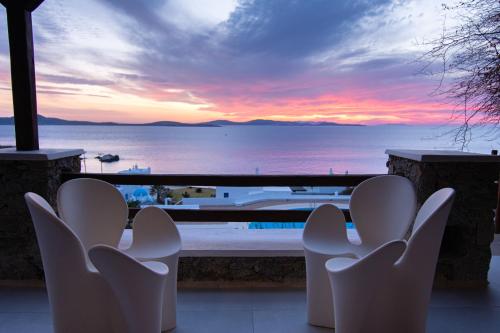 Villa Chloe — 4-Star Luxury Hotel in Mykonos, Greece