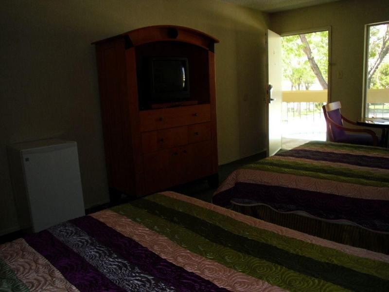 Vagabond Inn Reno - photo 9