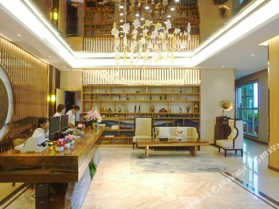 ya She Hotel Nandan — hotel in Nandan Chengguanzhen