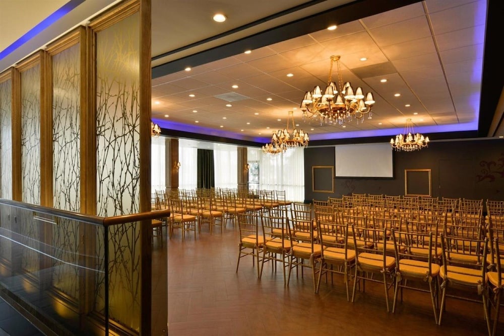 Voco Laguna Hills - photo 67