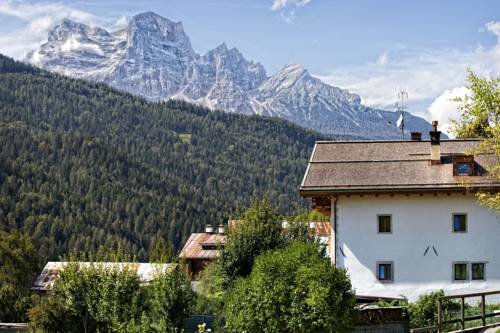 Alla Regia — 4-Star Luxury Hotel in Vodo, Italy