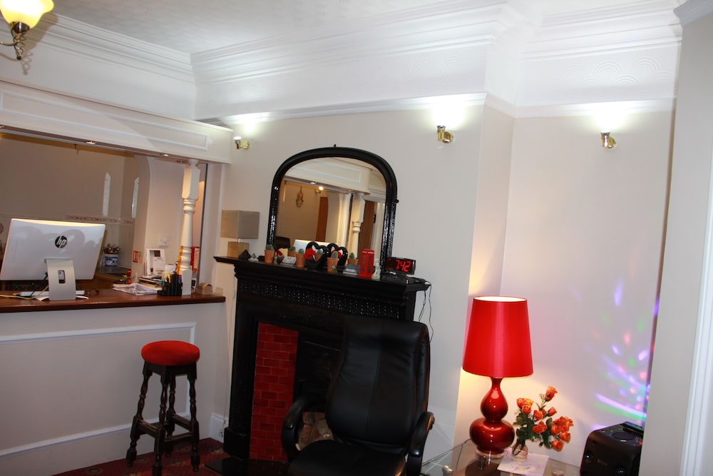 Ambassador Hotel — Brighton — photo 3