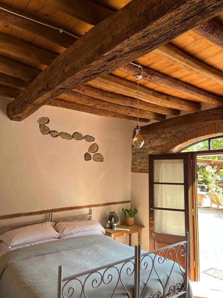 Agriturismo Rio Verde — 4-Star Luxury Hotel in Sasso Marconi, Italy