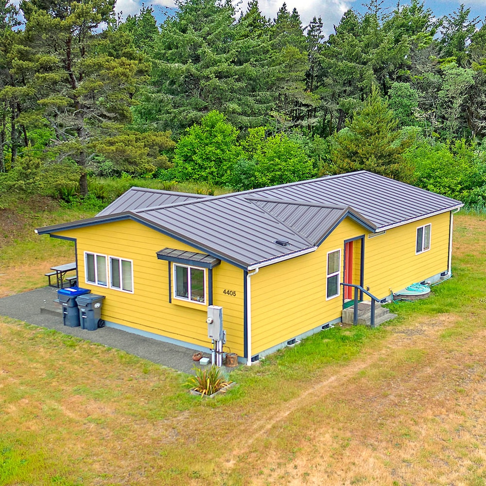 Spyglass Dunes in Grayland in Westport, United States