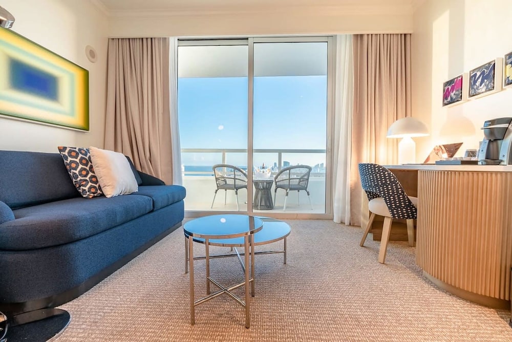 Fontainebleau Miami Beach Private Luxury Suites - photo 217
