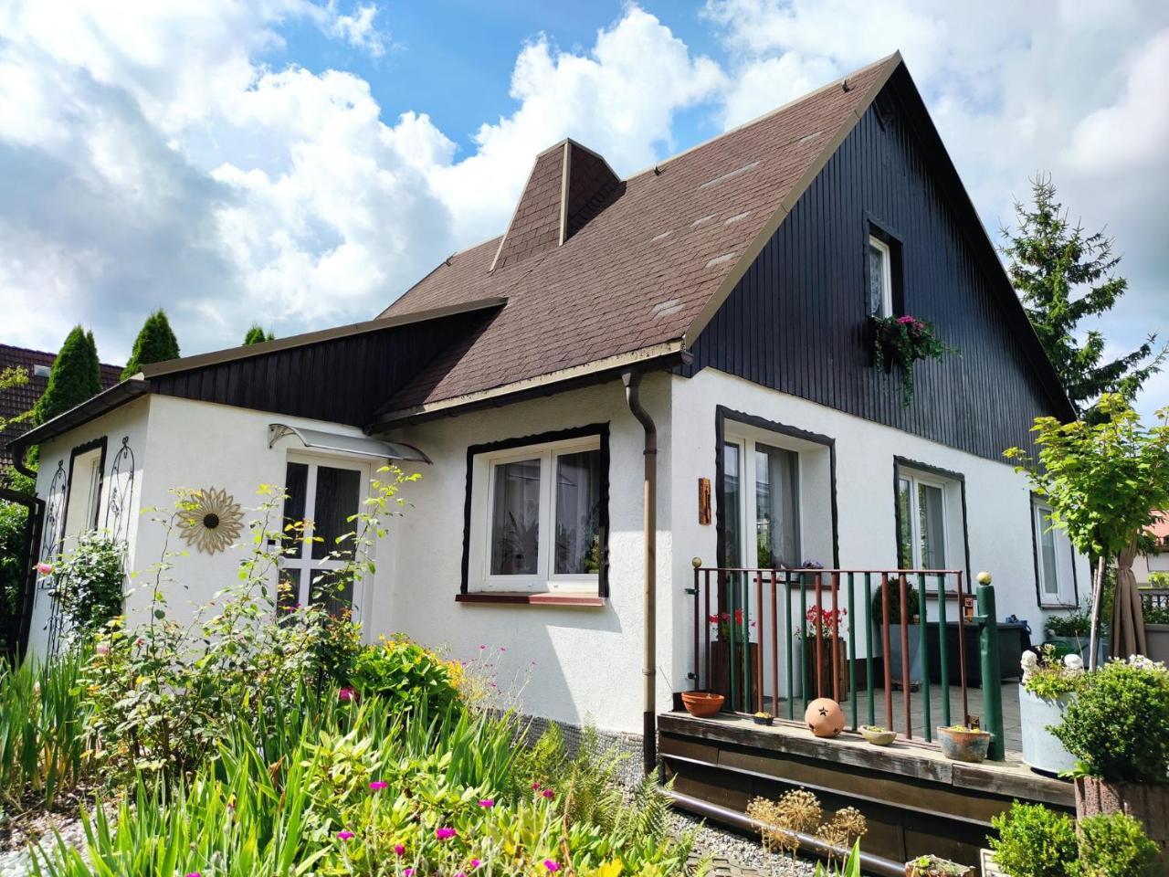 Sirisferienhaus - carbon neutral hotel in Steinbach-Hallenberg