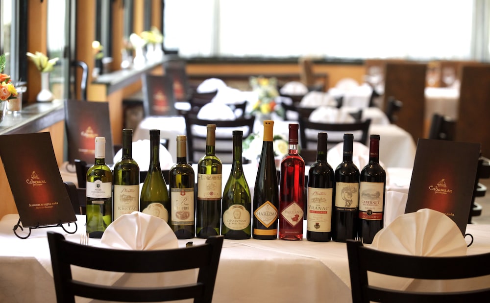 מזון ומשקאות