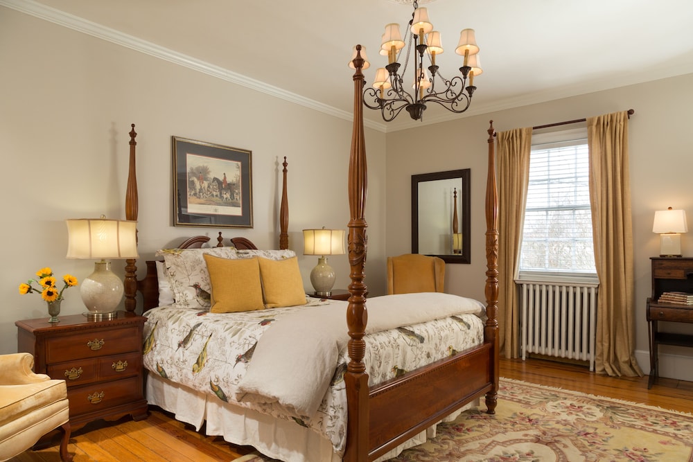 Inn and Tavern at Meander - photo 5