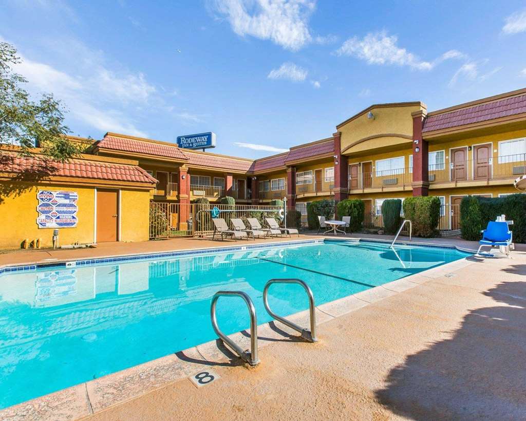 Rodeway Inn & Suites Corona - photo 29