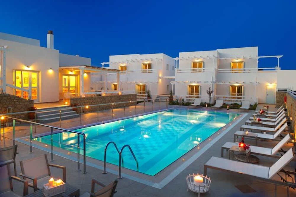 Perigiali Hotel in Skyros, Greece