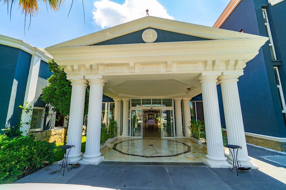 Larina Thermal Resort & Spa in Denizli, Turkey