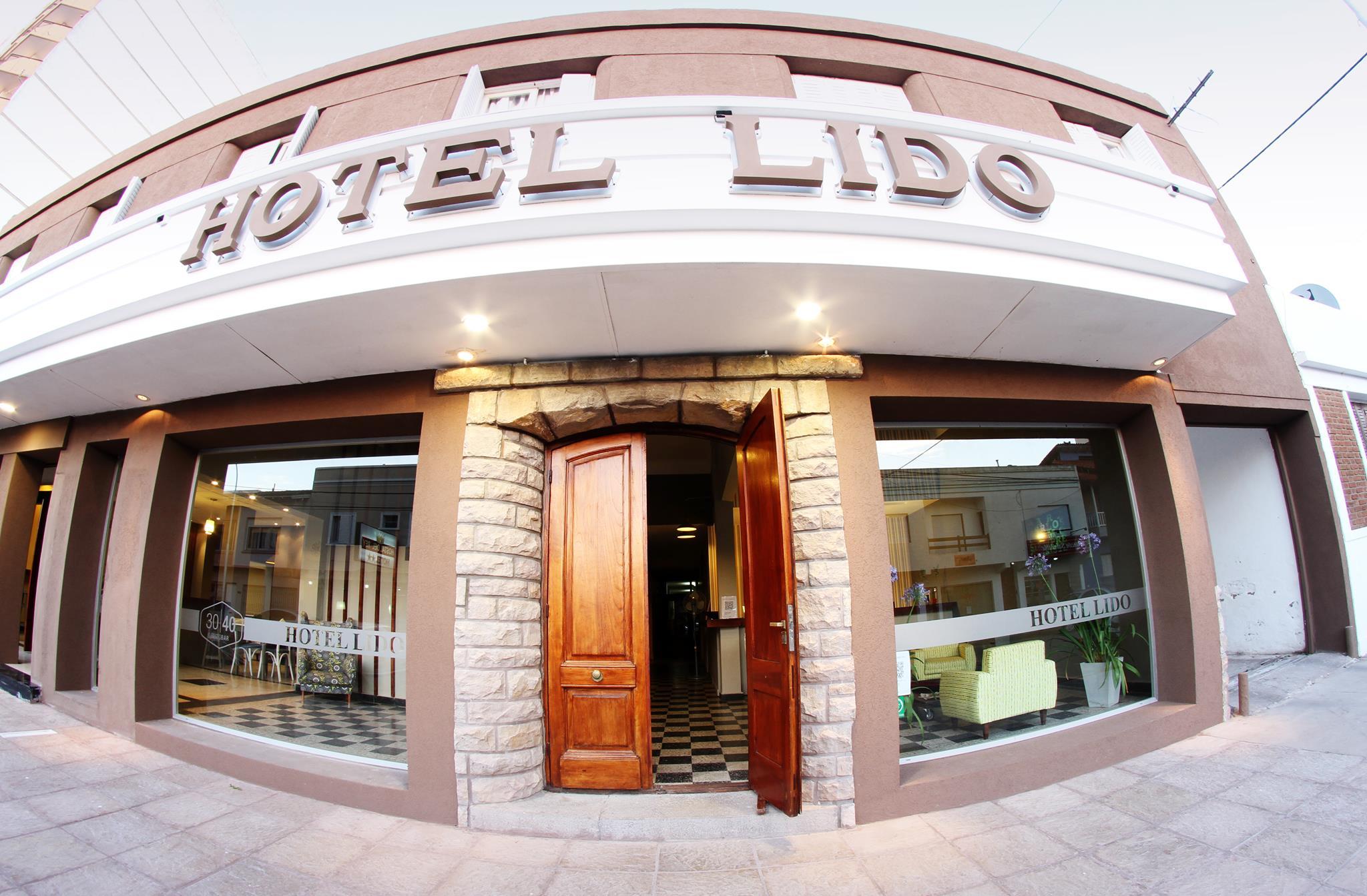 Hotel Lido in Necochea, Argentina
