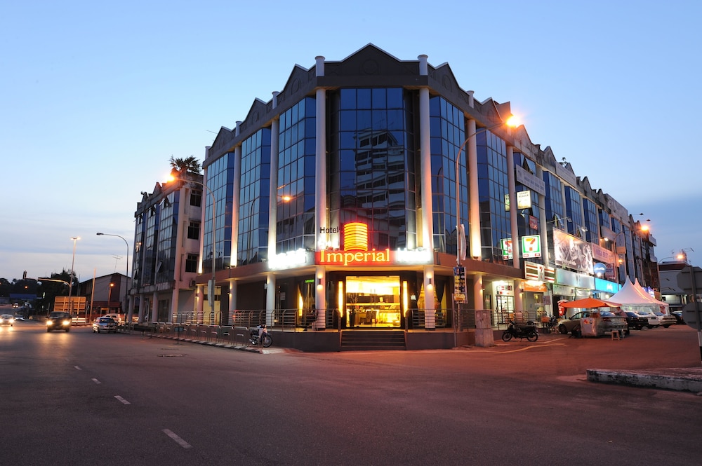 The Imperial Hotel - carbon neutral hotel in Kluang