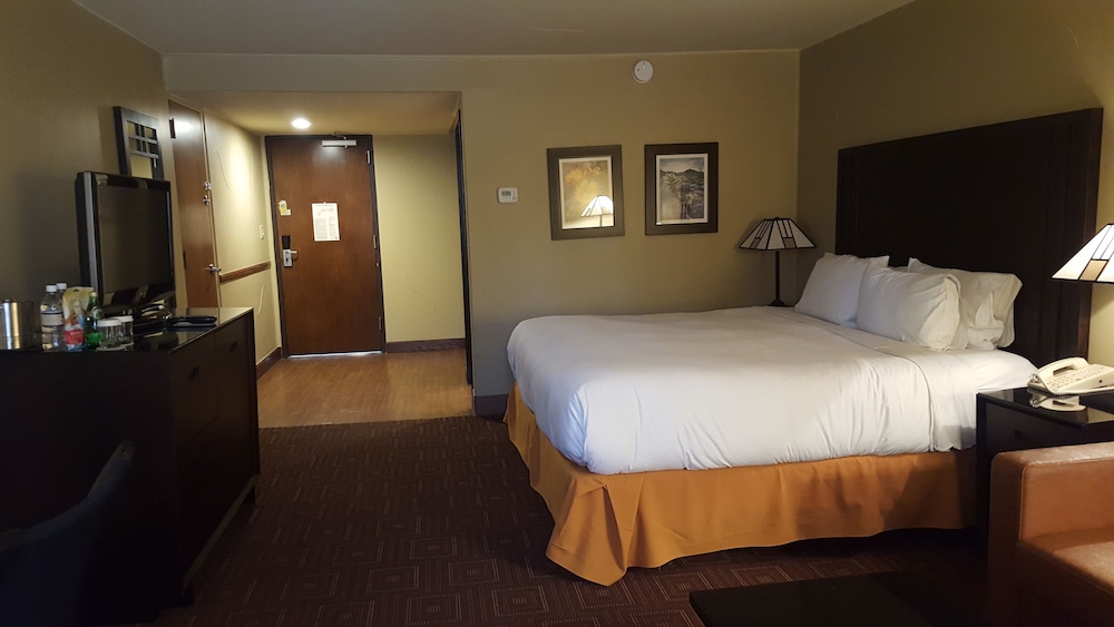 DoubleTree by Hilton Phoenix Tempe - photo 5