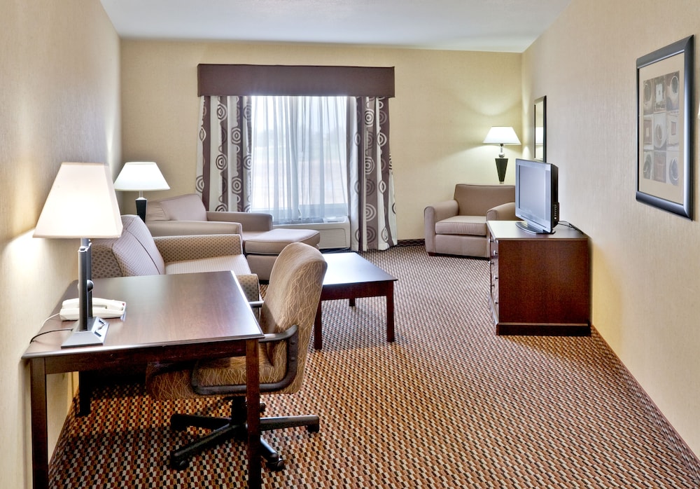 Holiday Inn Express & Suites Nampa Idaho Center by IHG - photo 7