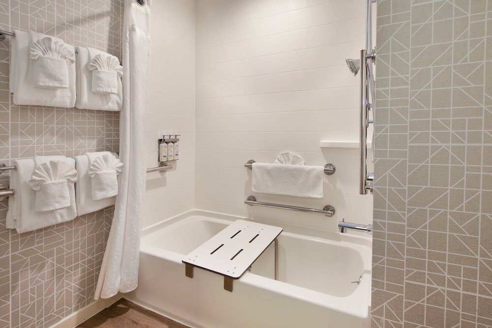 Holiday Inn Express & Suites Absecon Atlantic City by IHG - photo 8