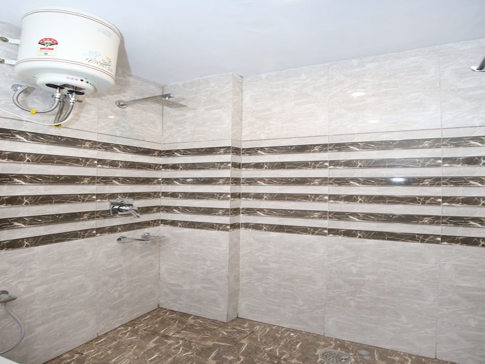 OYO 12258 Royal Residency — Kharar — photo 4