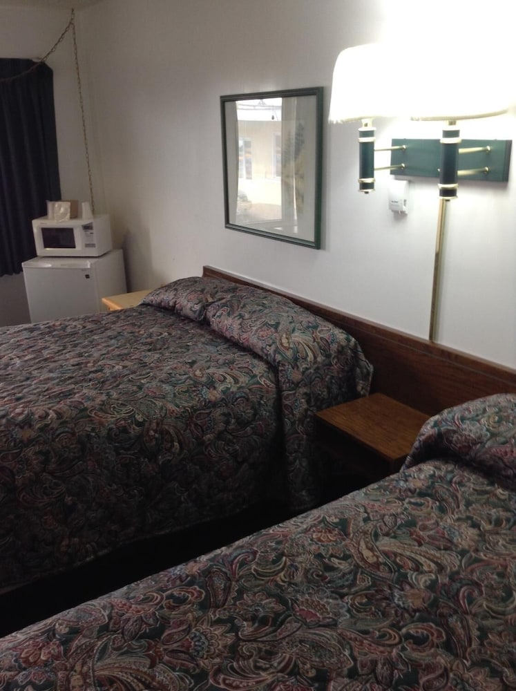 Plaza Inn Great Falls - photo 11