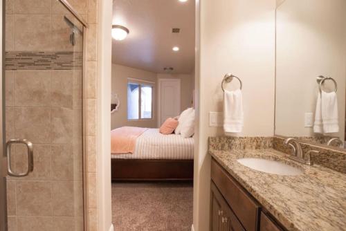 Casa Manzana Near Zion NP — 4-Star Luxury Hotel in Washington, United States