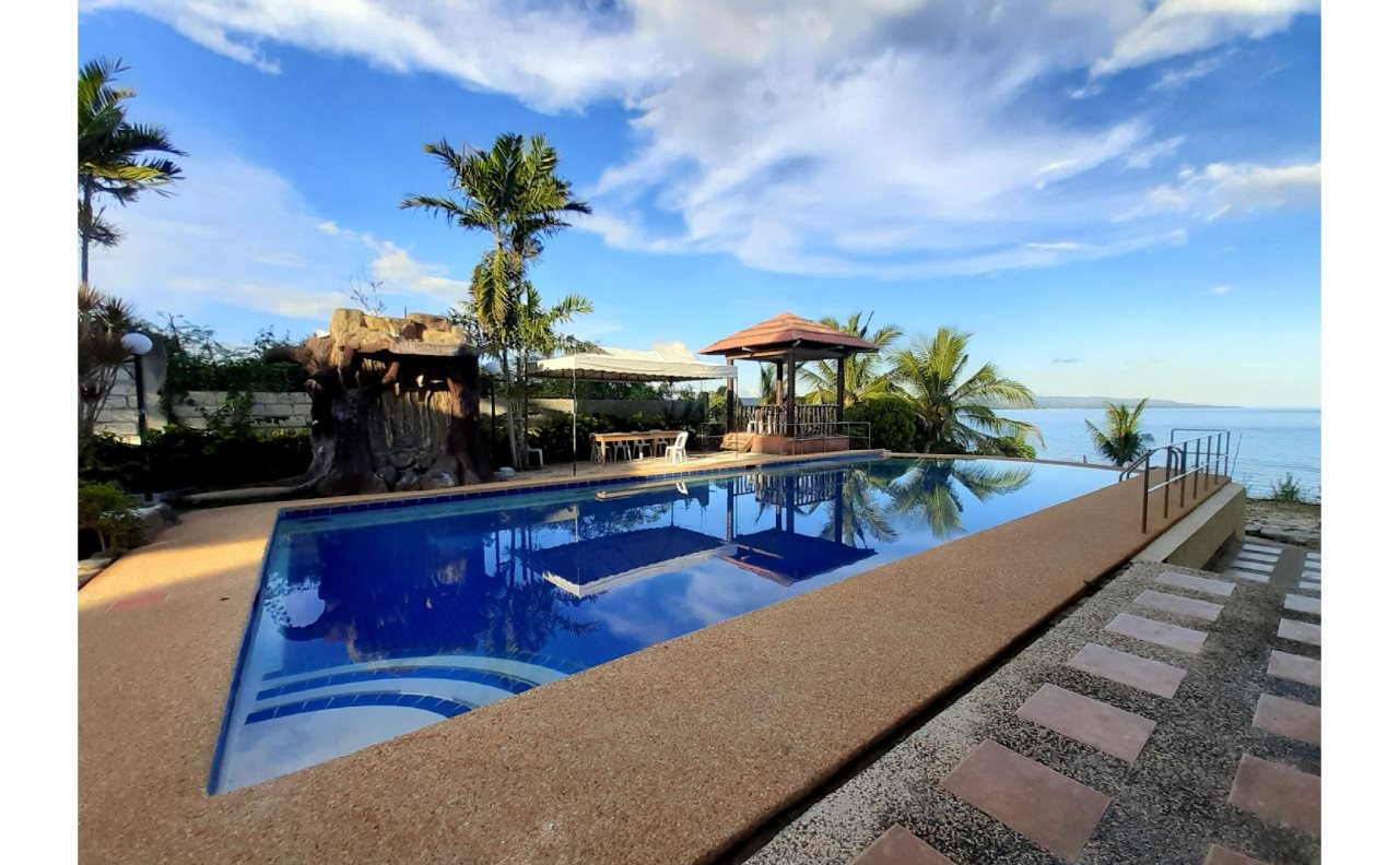 LaVeranda Beach Resort in Dauis, Philippines