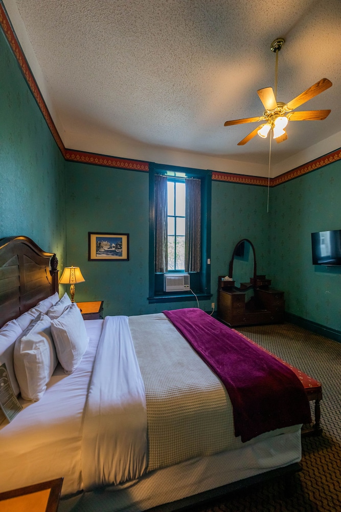 The Crescent Hotel and Spa - photo 9