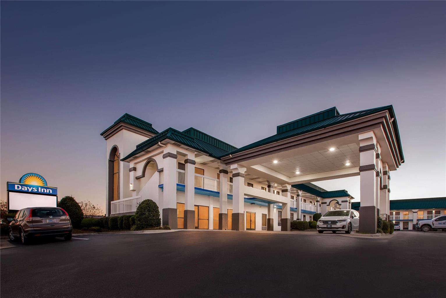 Days Inn by Wyndham Saint Pauls - photo 5