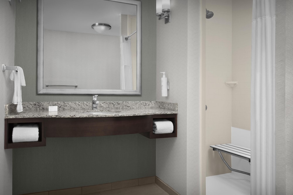 Hilton Garden Inn Gallup - photo 26