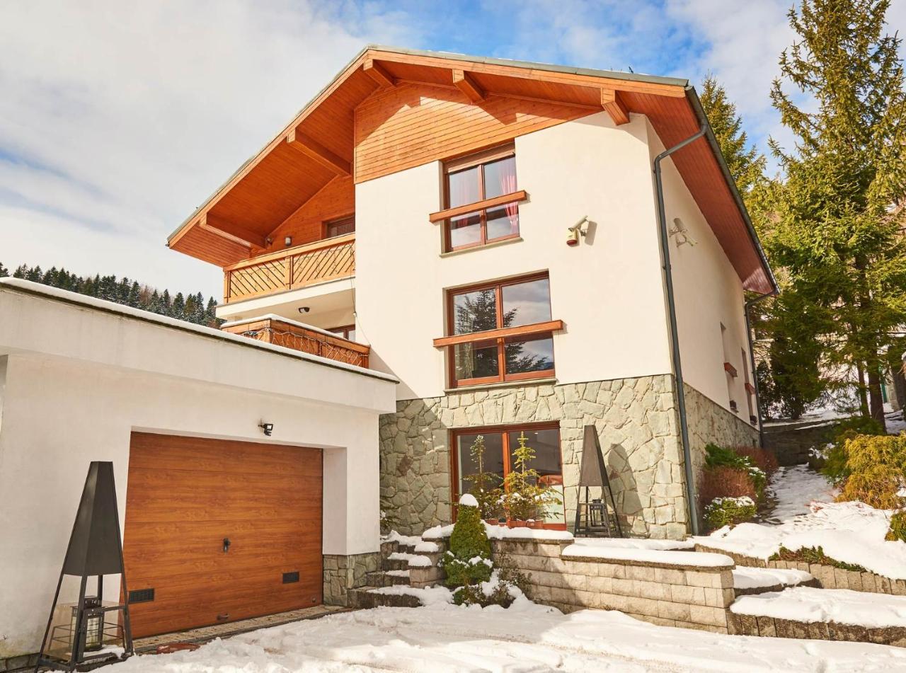 Willa Swierkowa 19 in Szczyrk, Poland