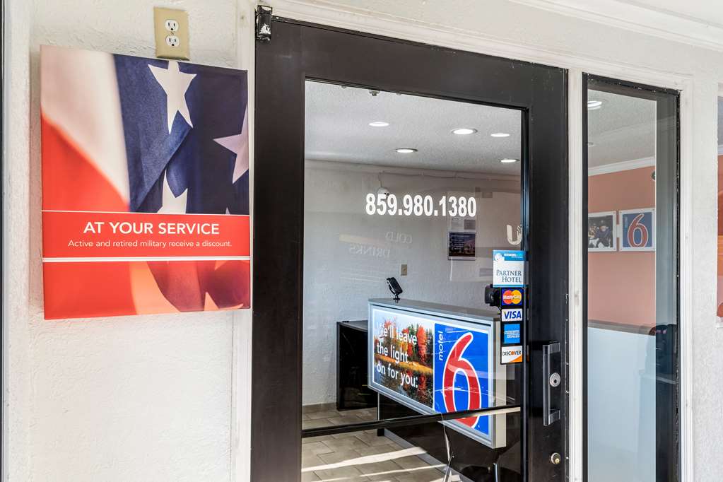Motel 6 Florence KY Cincinnati Airport - photo 21