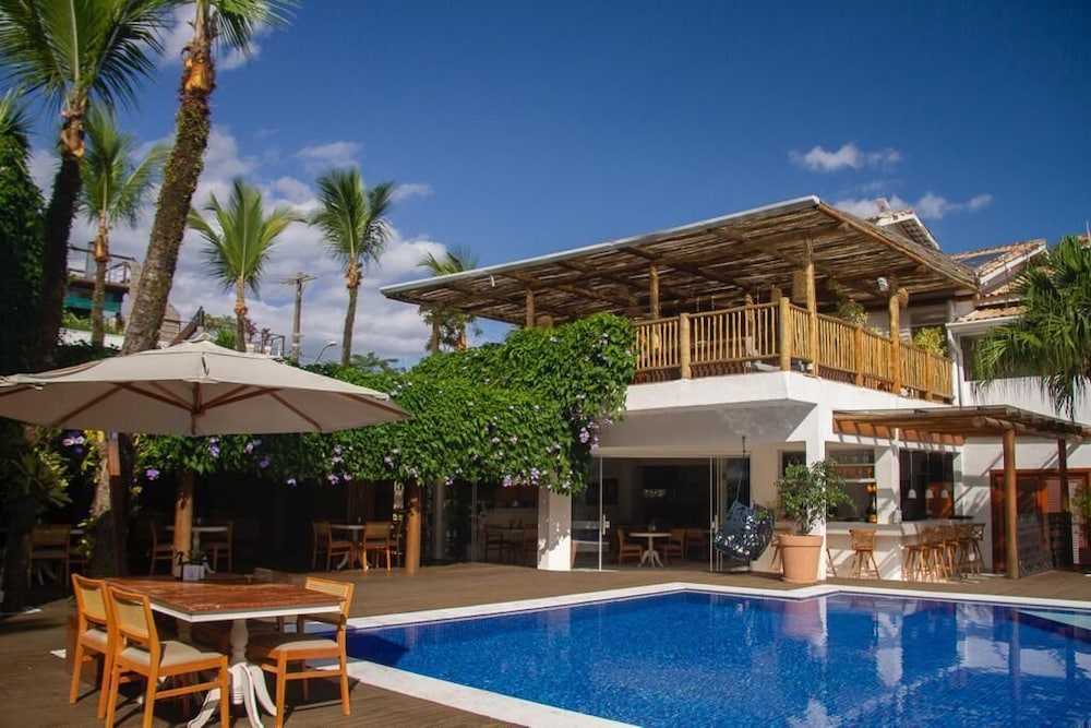 Hotel Maui Maresias — 4-Star Luxury Hotel in Sao Sebastiao, Brasil